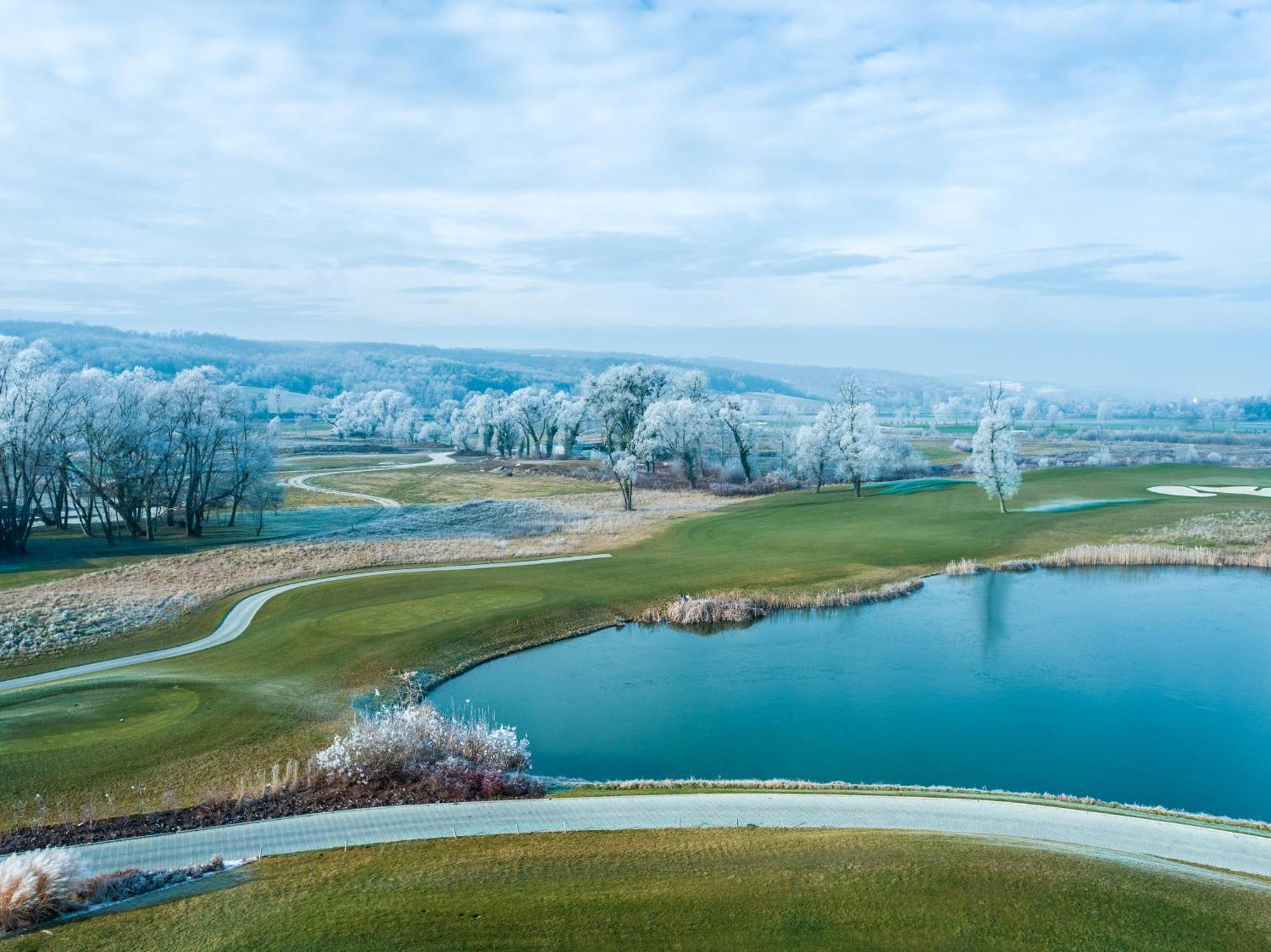 Zala Springs Golf Resort Zalacsány Exterior foto